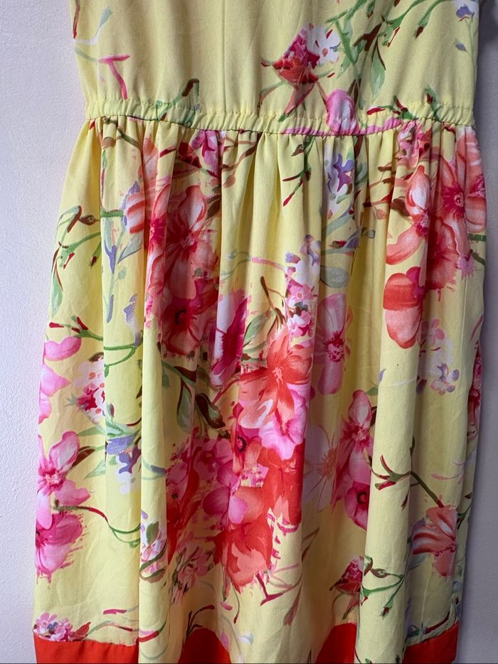 Robe fille taille 134 - photo numéro 2