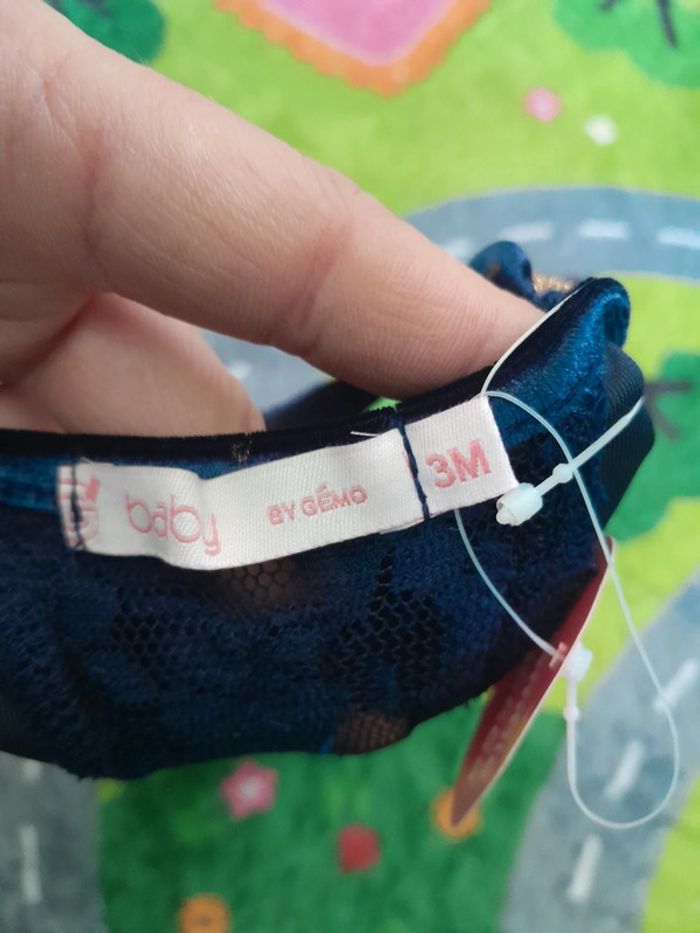 Robe neuf 3 mois gemo - photo numéro 3