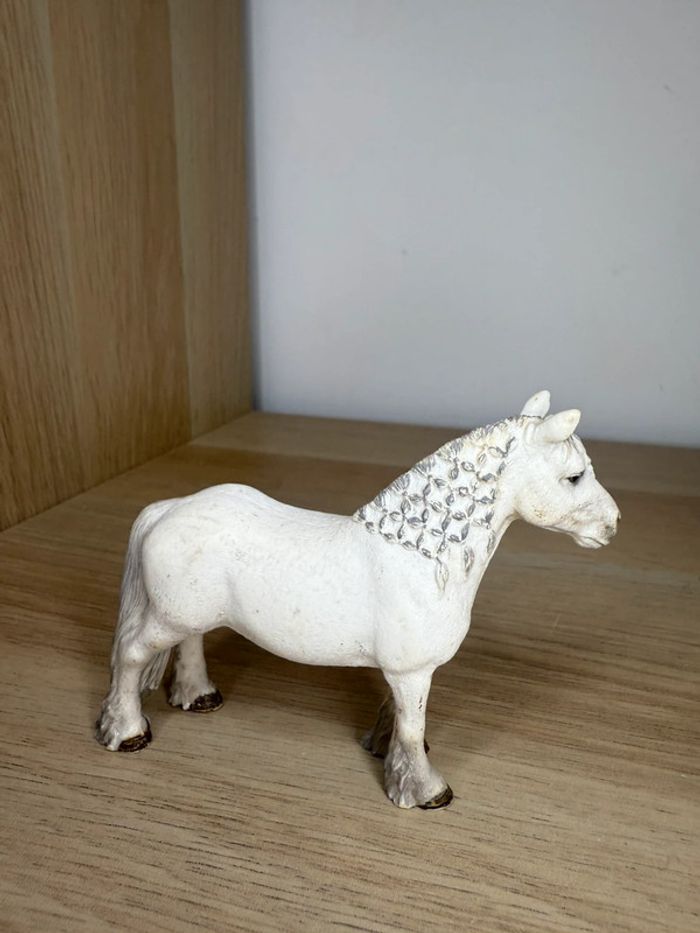 Poney mâle fell schleich