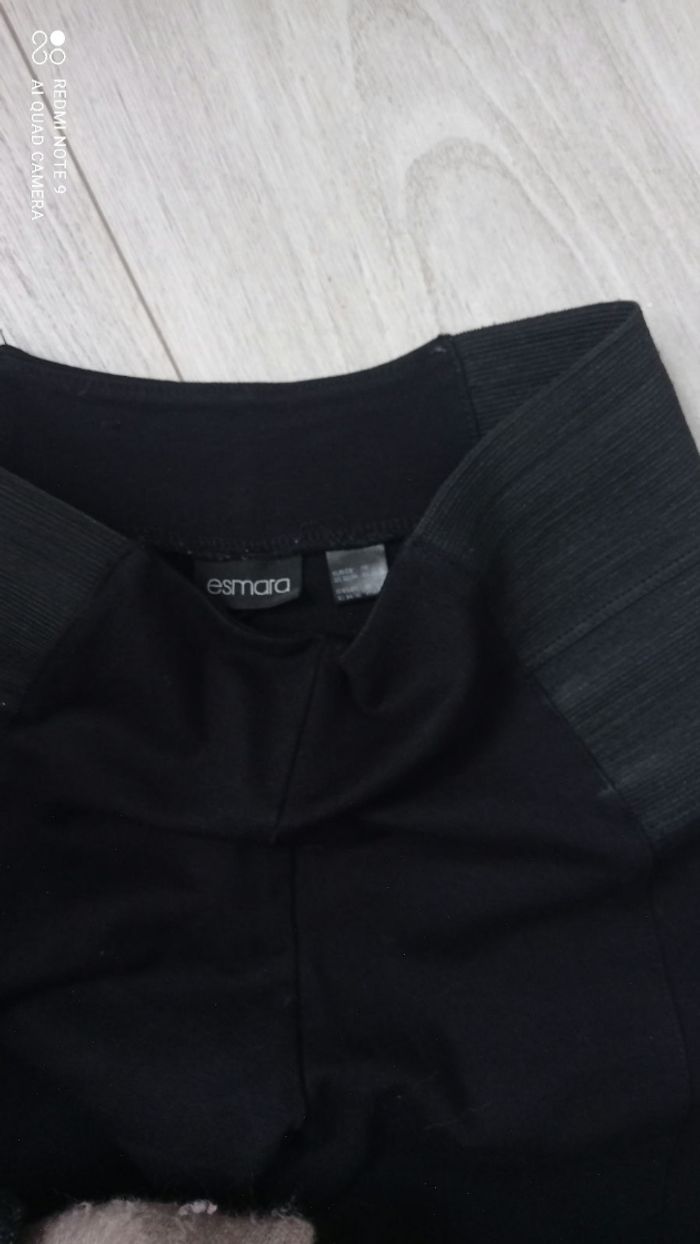 Legging noir Esmara taille XS/S  tres bon état - photo numéro 3