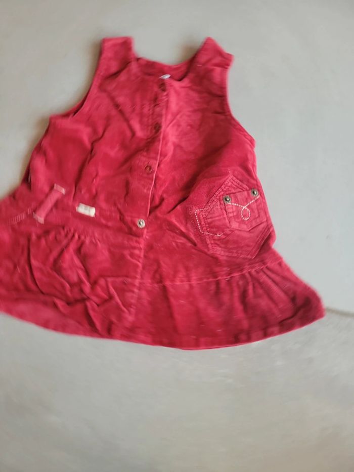 Robe bébé taille 6 mois superbe - photo numéro 2