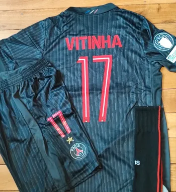 Kit football taille S adulte modèle JRD Black Europe 2026 Étoile