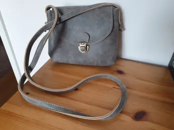 Sac a main gris