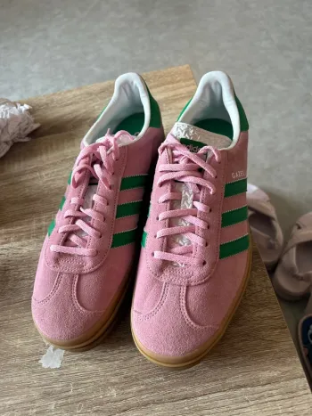 Adidas gazelle