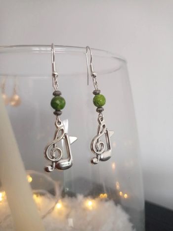 Boucles d'oreilles clé de sol et note de musique