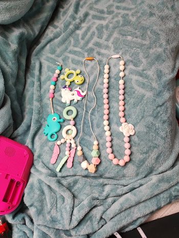 Lot de collier allaitement et mâchouilleur