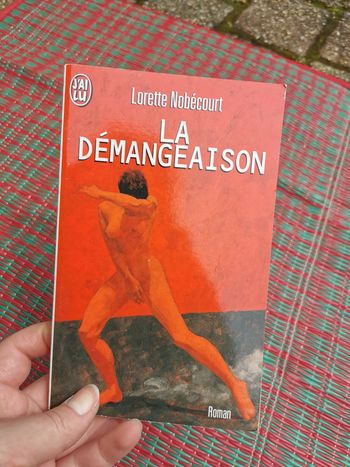 La Démangeaison, Lorette Nobécourt