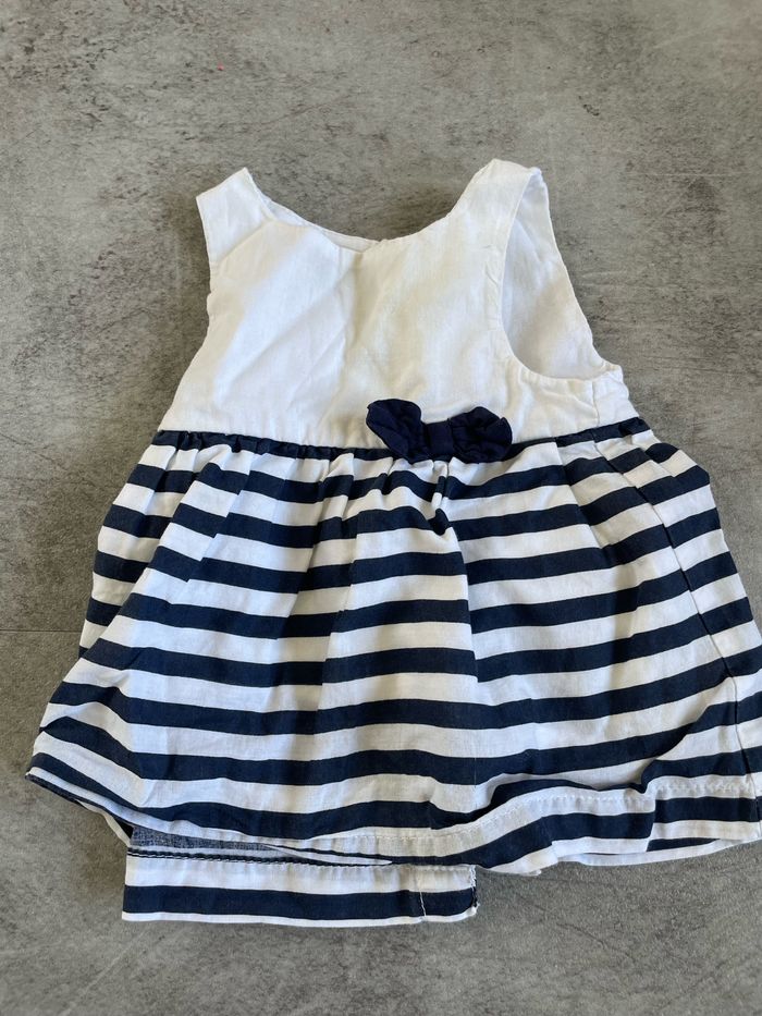 Robe 1 mois