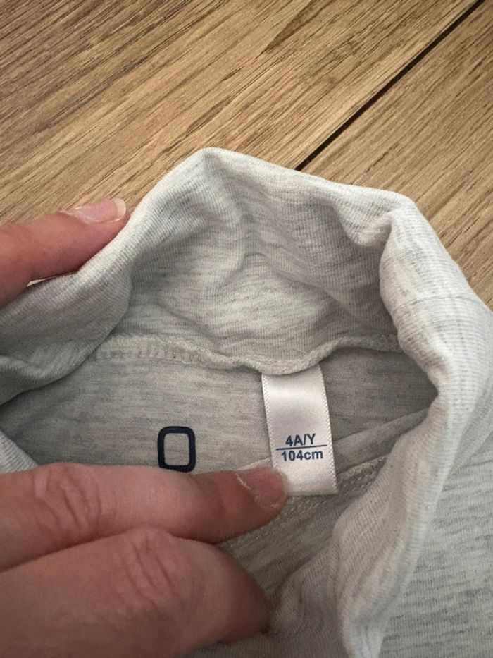 Sous pull 4 ans - photo numéro 3
