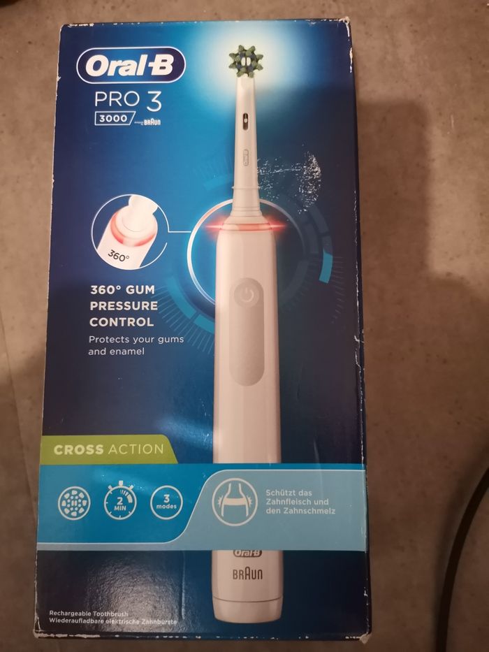 Brosse à dent electric Oral B - photo numéro 2