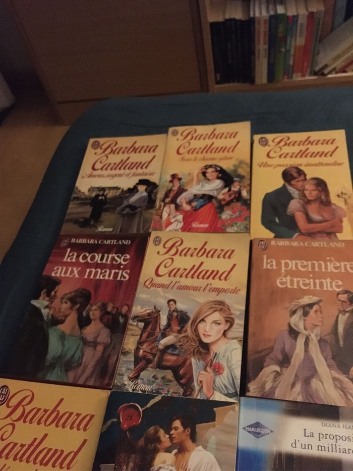 Lot de 10 romans d amours