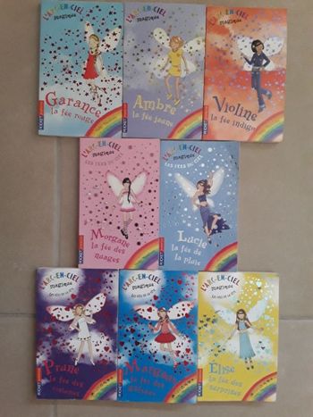 Lot 8 livres L'arc en ciel magique TBE