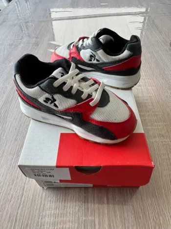 Baskets Le Coq Sportif T23