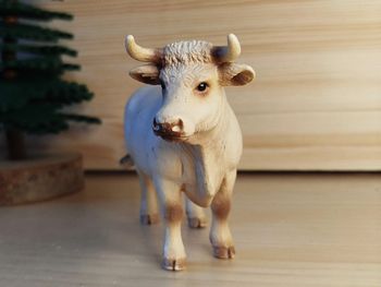 Schleich Vache beige figurine animal de la ferme
