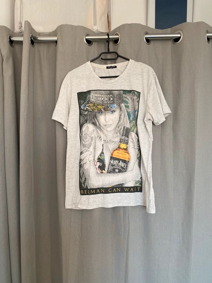 Tee shirt