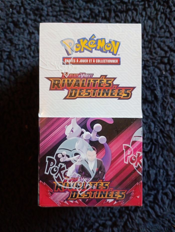 Pokémon Demi Display Rivalités Destinées – 18 boosters FR scellée