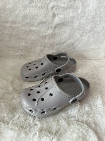 Sandales, sabots type crocs gris pointure 29