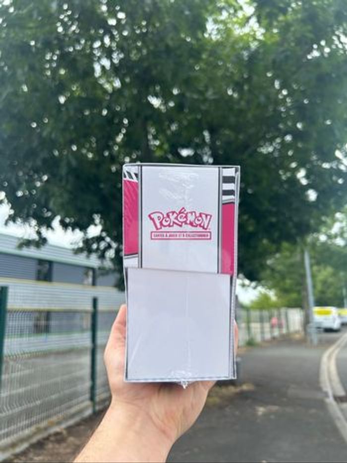 ⚪ ETB Pokémon EV 10.5 Blanc – Neuf & Scellé - photo numéro 3