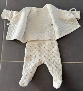 Joli ensemble 1 mois