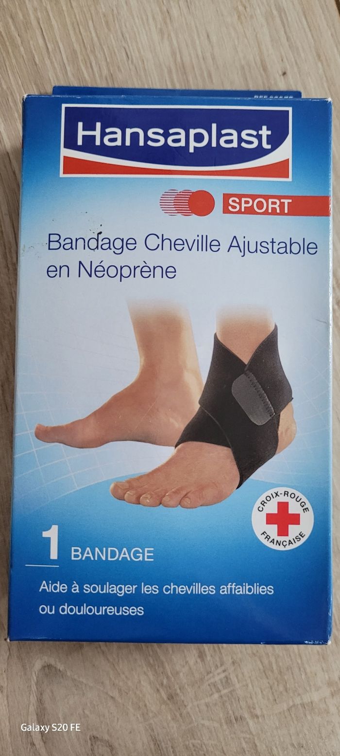 Bandage cheville ajustable en neophrène Hansaplast