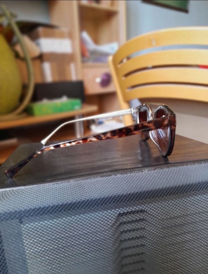 Lunettes de soleil 🤎 - photo numéro 2