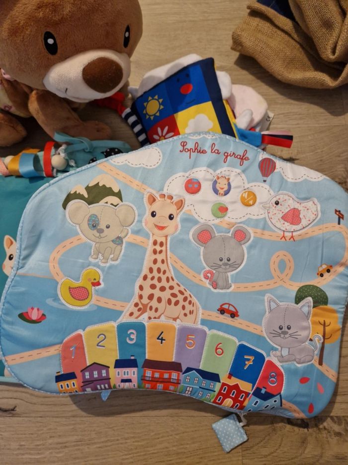 Lot jouets bébé - photo numéro 4