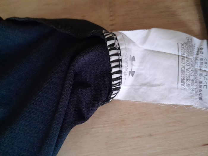 T - Shirt  Under Armour - photo numéro 6