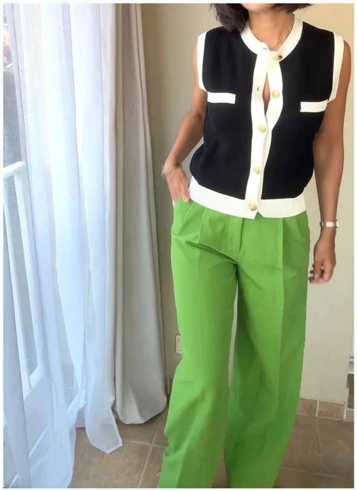 Pantalon vert Zara S très bon état - photo numéro 2