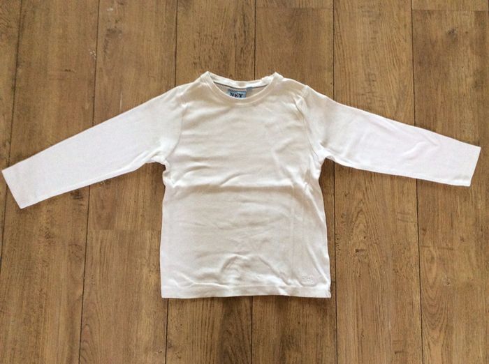 T shirt ML 6 ans