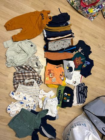 Gros lot de vêtements 9 mois Printemps, automne