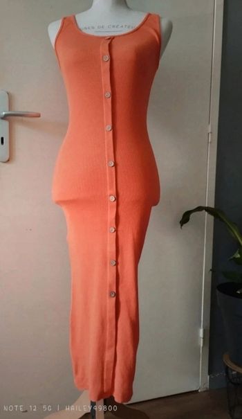 Jolie robe moulante taille S