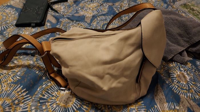 Sac écru peu se porter à dos et à l épaule également - photo numéro 3