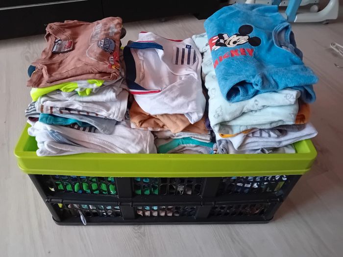 Tres gros lot de vêtement 6 mois garçon