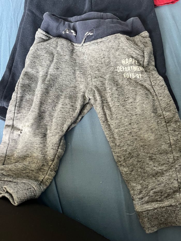 Lot de pantalon en 18 mois - photo numéro 2