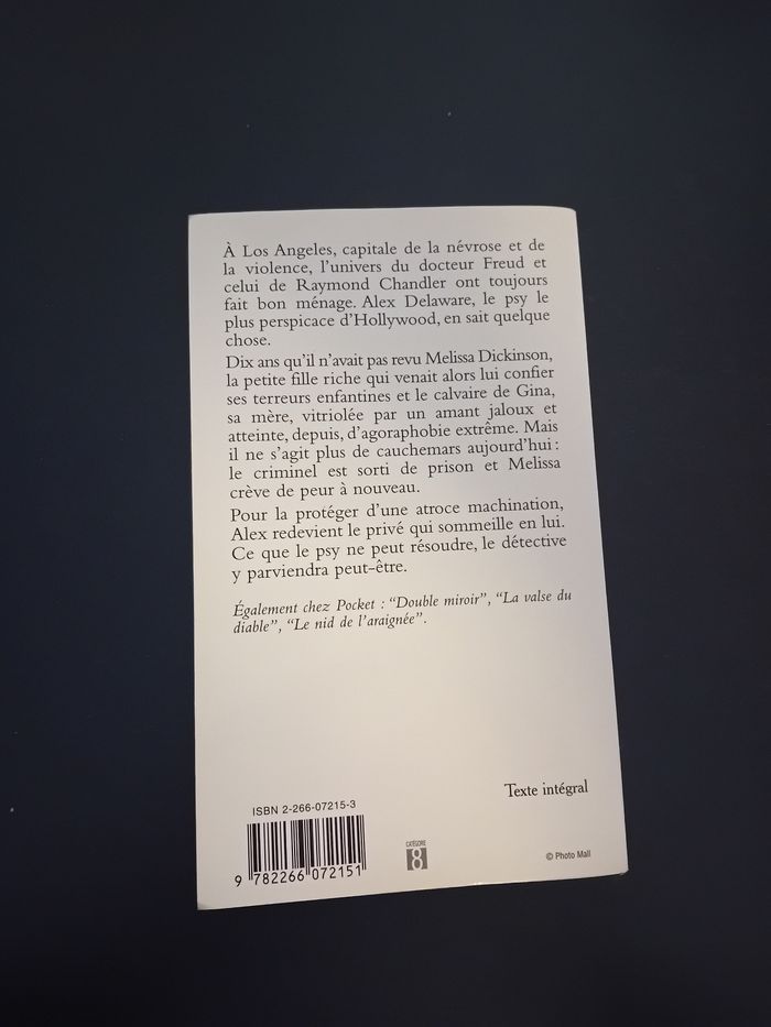 Livre "Terreurs nocturnes" - photo numéro 2