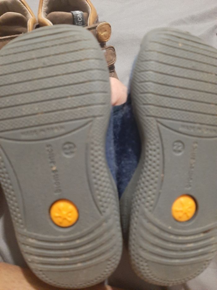 Lot chaussures + chaussons biomecanics pointure 22 - photo numéro 6