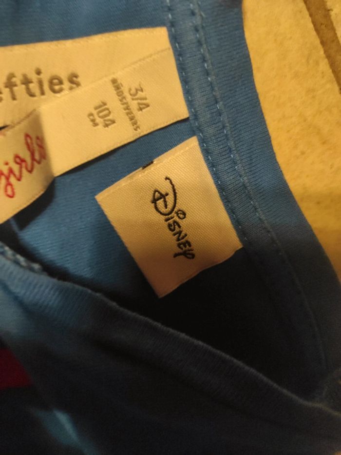 Tee shirt Minnie taille 3-4 ans - photo numéro 3