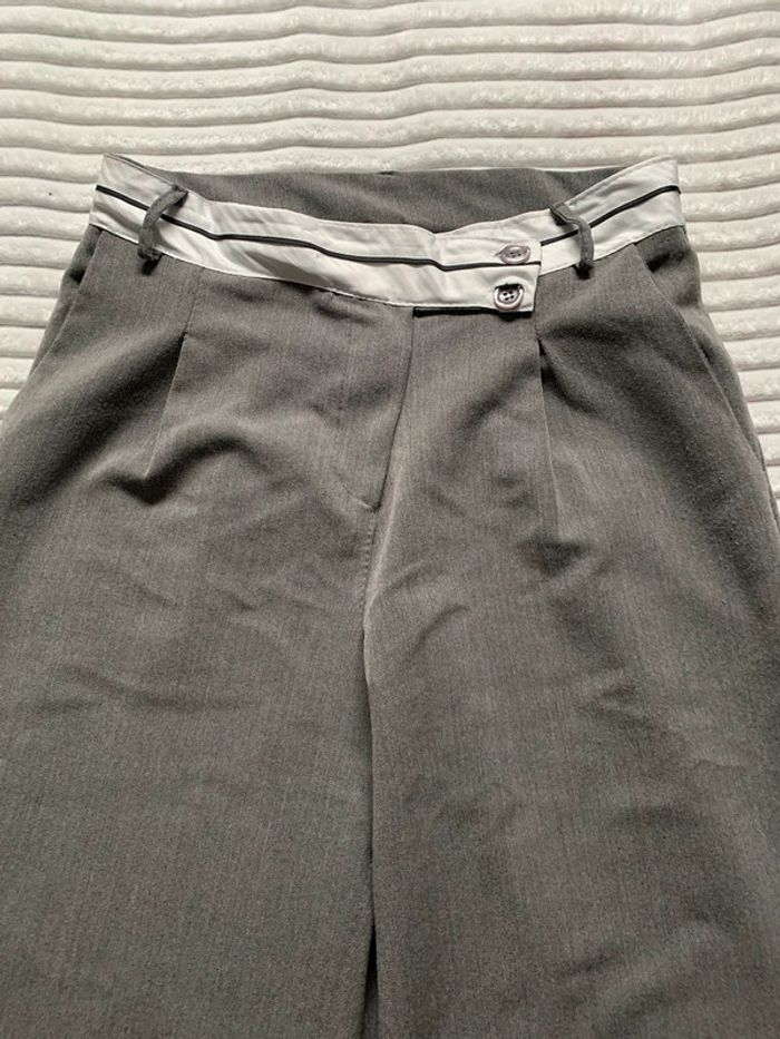 Pantalon ample gris - photo numéro 2