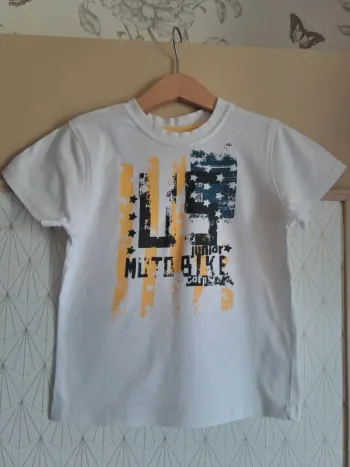 T-shirt garçon 5 ans blanc comme neuf