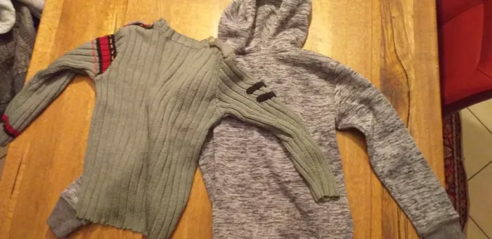 Pull gris 8-10 ans en vraie laine tricoté main - photo numéro 4