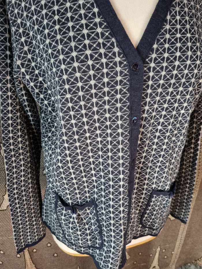 Cardigan à carreaux taille 42-44 - photo numéro 2