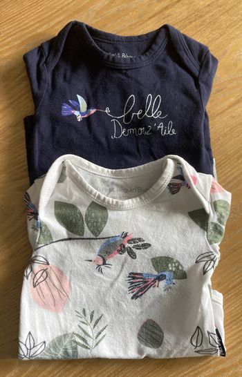 lot 2 body imprimé oiseaux taille 3 mois