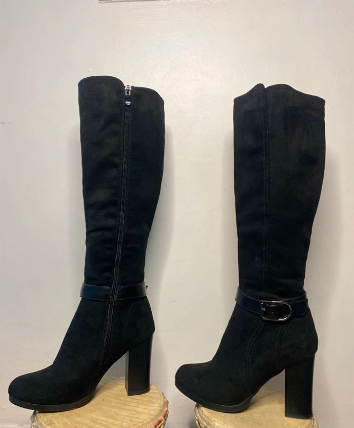 Bottes à talon - photo numéro 2