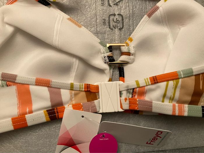 Haut maillot multicolore Freya neuf - photo numéro 5