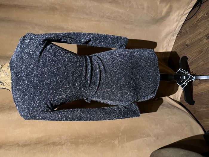Robe courte cache cœur gris argentée (XS- 34) - photo numéro 3