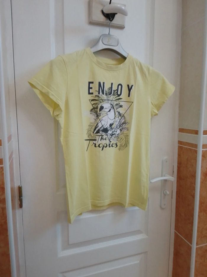 T-shirt jaune "Enjoy The Tropics" T.12 ans - In Extenso - photo numéro 11