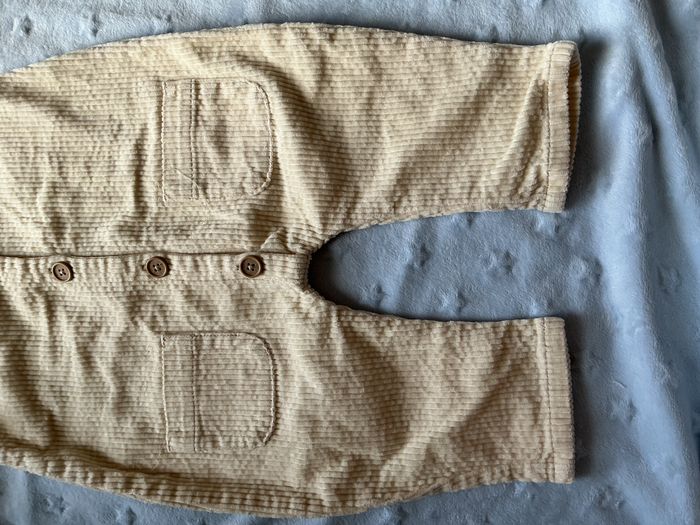 combinaison salopette en velours beige 3/6 mois united colors of benetton - photo numéro 4