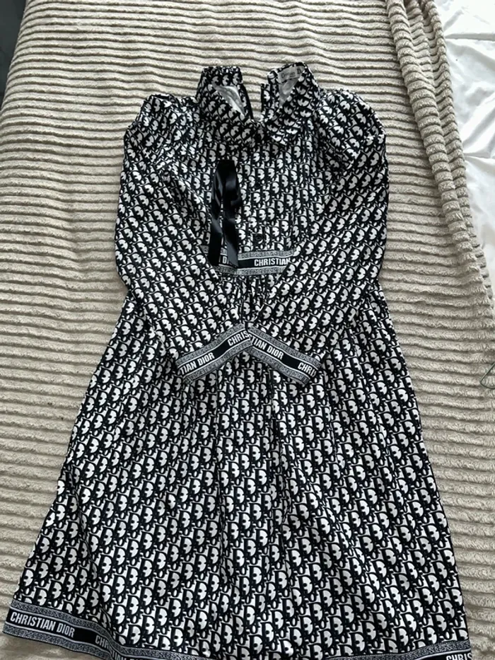 Robe courte