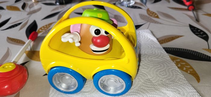 voiture télécommandée  monsieur patate