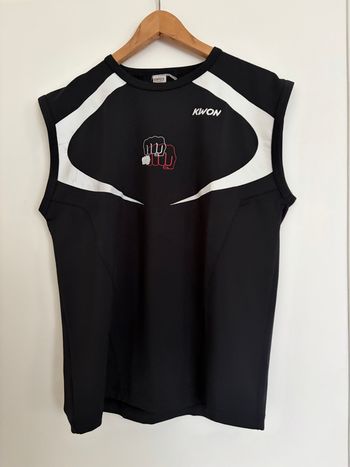 T-shirt sans manches